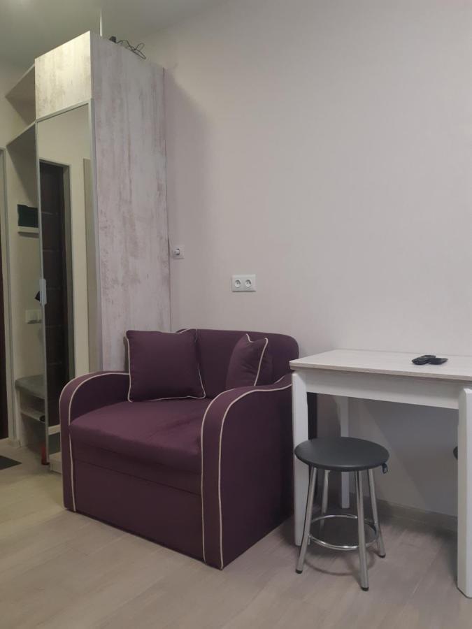 Apart. Studio Near Stadium Metalist Kharkiv Eksteriør billede